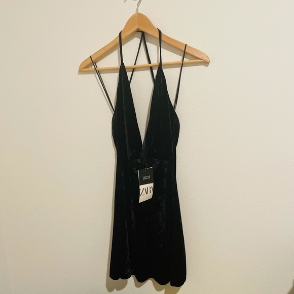 ZARA BLACK VELVET DRESS FESTIVE SEASON COLLECTION - Picture 9 of 12